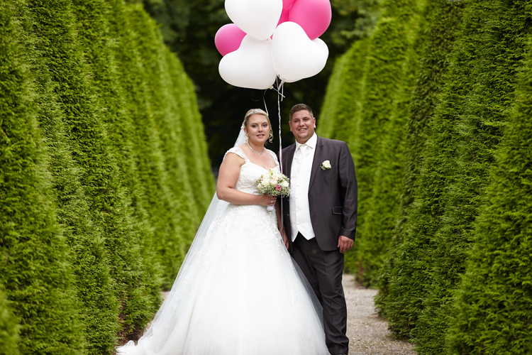 Hochzeitsfotos und Hochzeitsfilme aufgenommen im Schwetzinger Schloss vom Fotostudio BlickFang2 aus Weinheim und Andernach