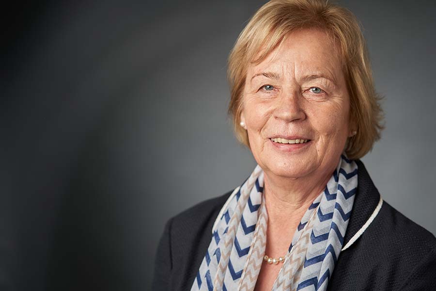 Bewerbungsfotos: Geschäftsführerer-Serie #2, Fotografiert in den Film- und Fotostudios Blickfang2 in Andernach und Weinheim