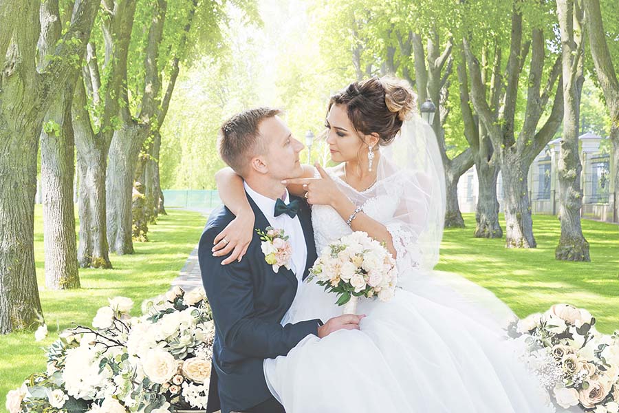 Die Fotostudios BlickFang2 sind überzeugt: Die besten und Entspanntesten BrautpaarShootings entstehen immer After-Wedding