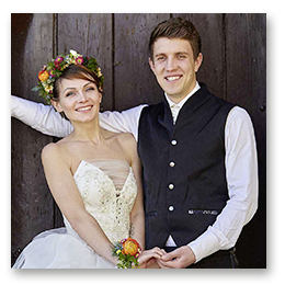 Brautpaar #6: Vom Shooting im FotoStudios und Filmstudios Blickfang2 in Andernach und Weinheim begeistertes Brautpaar