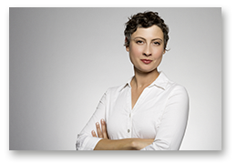 Frauenportät #21 einer begeisterten Kundin des FotoStudios und Filmstudios Blickfang2 in Andernach und Weinheim