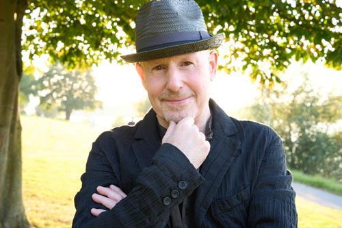 Sonnenüberflutetes Outdoor-Portrait #17 eines lachenden Manns - fotografiert vom Studio Blickfang2 in Andernach und Weinheim